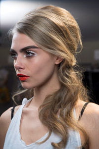 moschino pantene 200