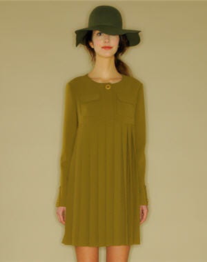 robe plissée de mademoiselle tara