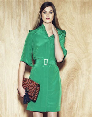 robe ceinturée d'essentiel