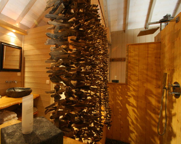 Image Bois Flotte : Rideau de douche en bois flott? : Des id?es originales pour sa paroi Image Bois Flotte : Rideau de douche en bois flott? : Des id?es originales pour sa paroi