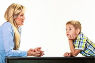 il est important d'en discuter avec son enfant, de manière indirecte et
