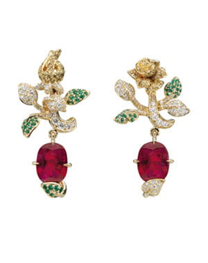 boucles d'oreilles précieuse rose de dior joaillerie