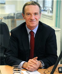le dr pierre azam est nutritionniste.