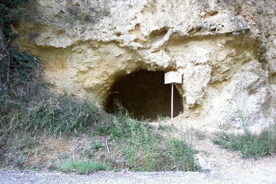 Une grotte habitée