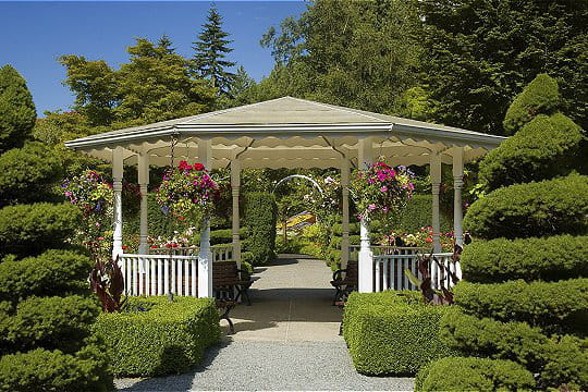 Une pergola pour une halte rafraîchissante