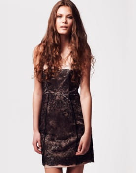 robe bustier en dentelle de lipsy