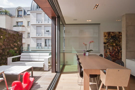 Maison ouverte sur l'extérieur