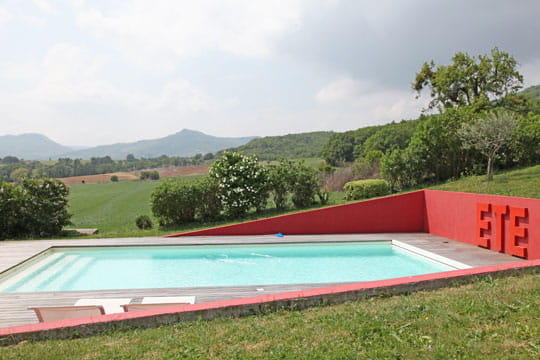 Un balcon sur la campagne